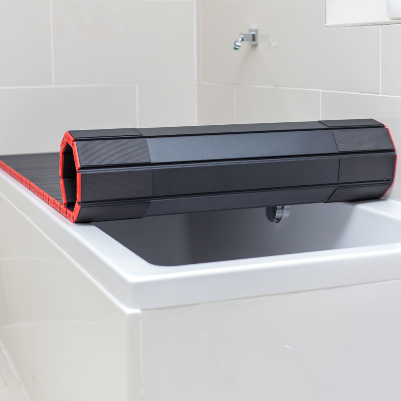 Bobs-Top-gallery-rolled-over-bath