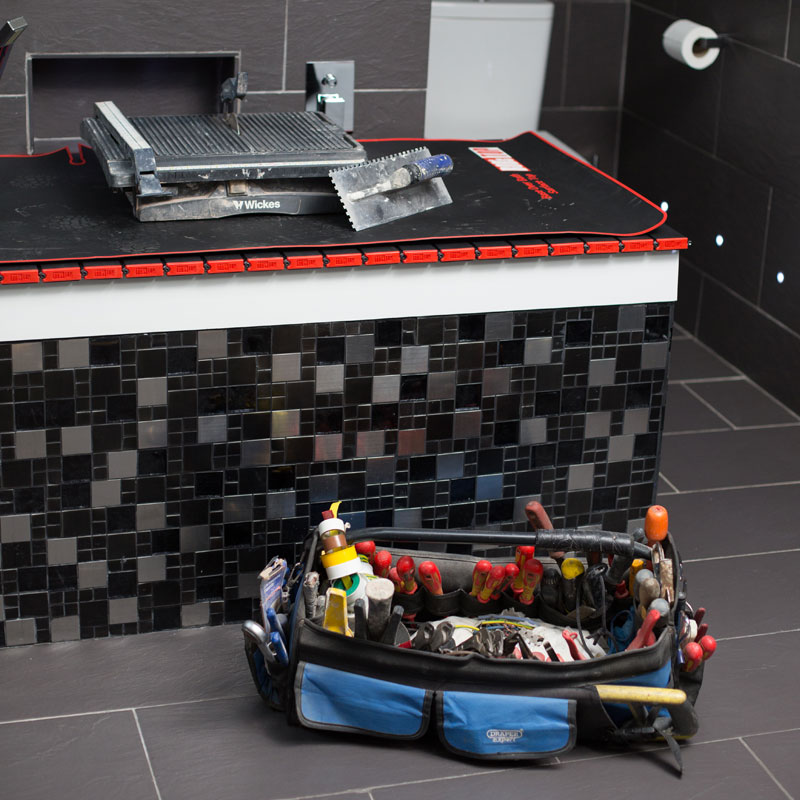 Bobs-Top-gallery-work-platform-tools-and-tool-bag